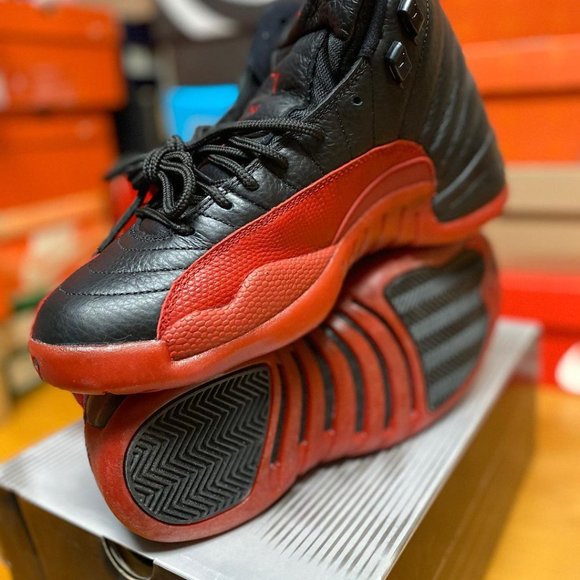 AIR JORDAN 12 RETRO 'FLU GAME' 2003 DEADSTOCK! - Picture 2 of 5